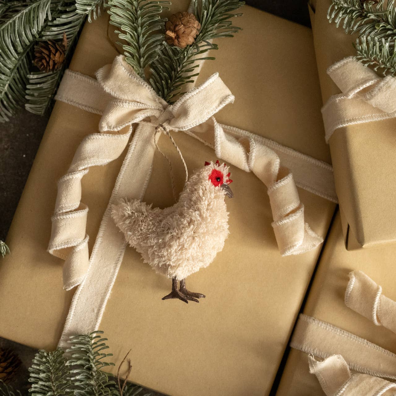 BEIGE HEN ORNAMENT